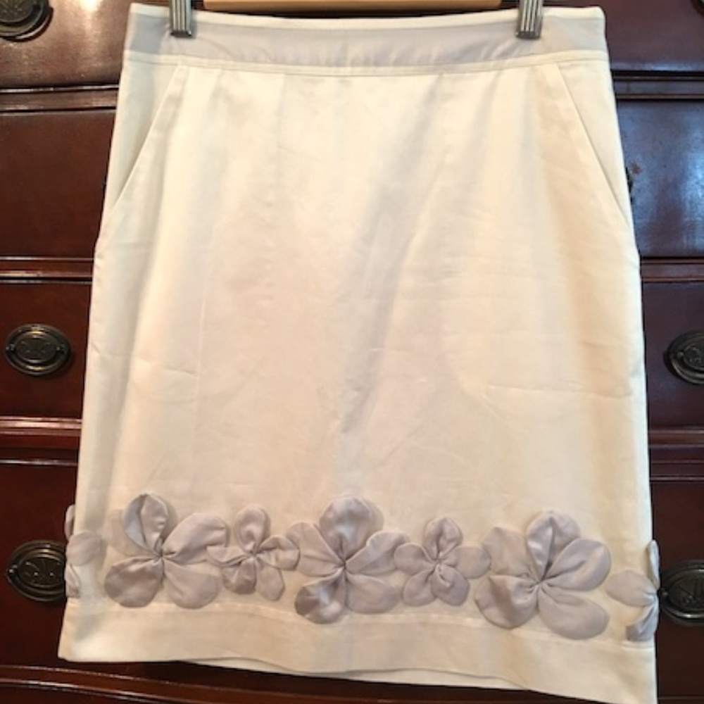 Boden Limited Ed ivory skirt, gray silk accents, 6